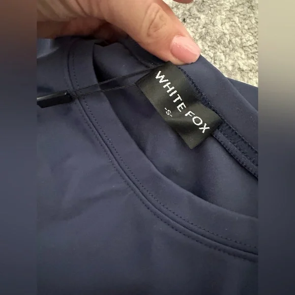 White Fox Boutique Navy Short Sleeve Tee - Picture 2 of 2